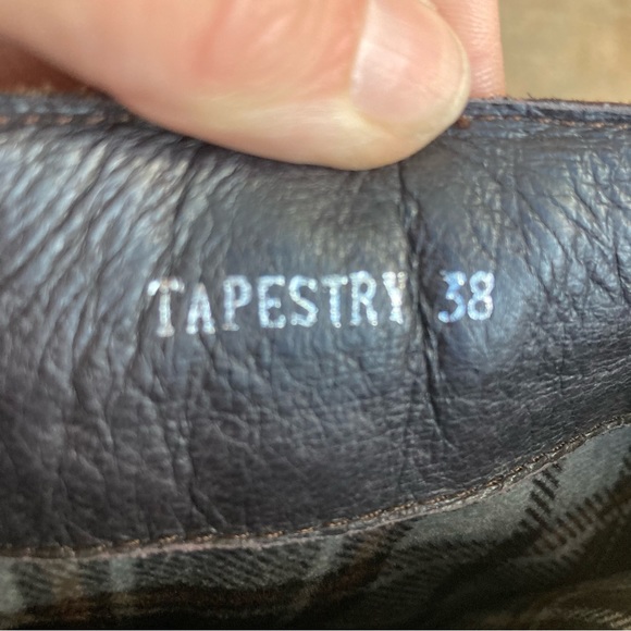 Spring Step tall boot tapestry dark brown rivets low heal pull on size 7 - 7.5 - Picture 13 of 14